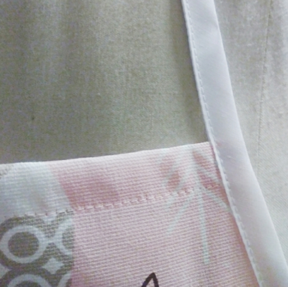 Light Pink Canvas Apron - Picture 3 of 4